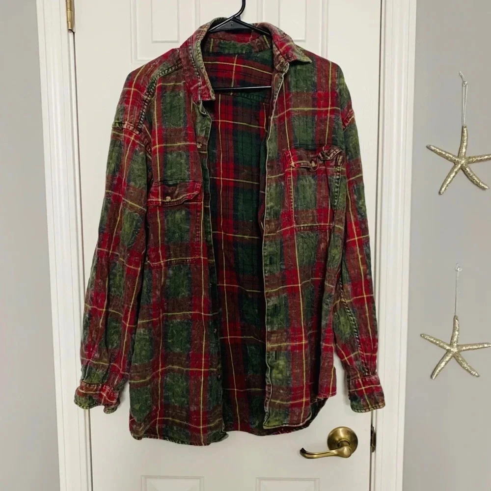 ✅Urban Outfitters Flannel🌟